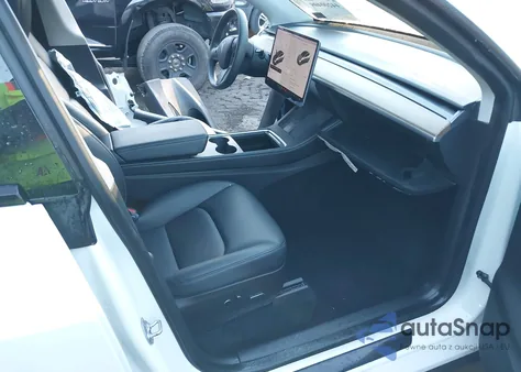 2021 Tesla Model Y Long Range Dual Motor All-Wheel Drive из США, поврежденный, VIN 5YJYGDEE7MF131024